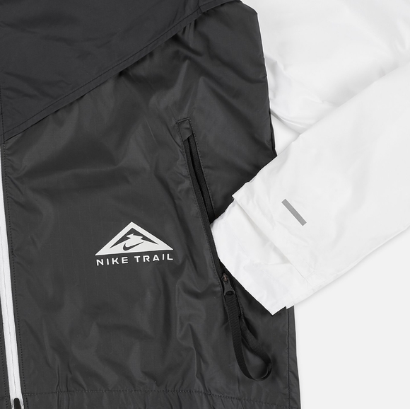 Nike Wind Runner Jacket. Brand New. Men's Size: M - XL. - Picture 5 of 8